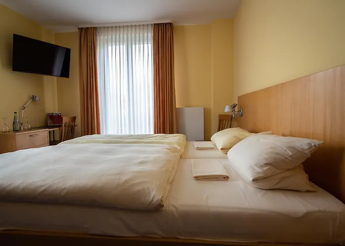 بيت ضيافة Palazzo Hotel 3*